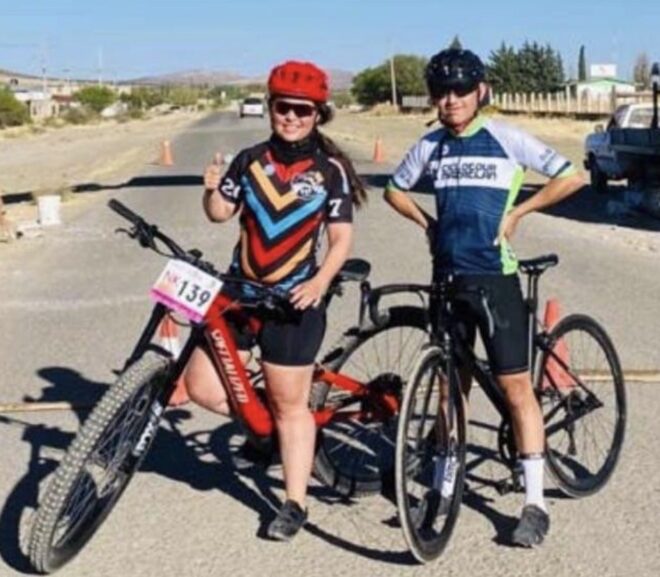 El ciclista que le falta al pelotón y el corredor que no llegó al maratón de Monterrey: Carlos Emilio